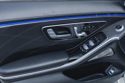 Mercedes-Benz S-Class Maybach 680 2021-13