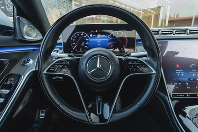Mercedes-Benz S-Class Maybach 680 2021-18