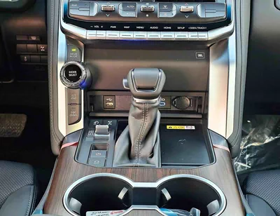 Toyota Land Cruiser GXR 3.3 Diesel TWIN TURBO | FULL OPTION | JBL Speakers (CODE # GXR)-9