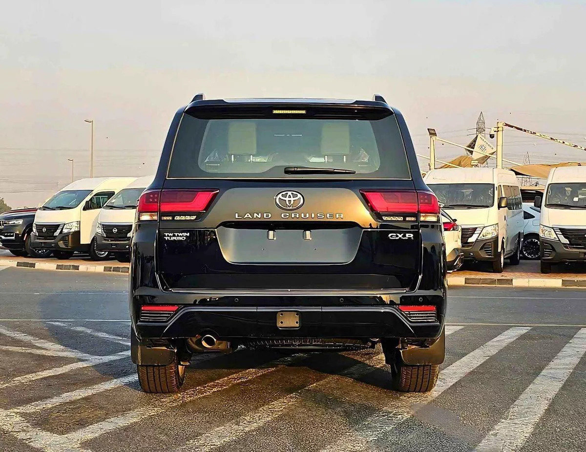 Toyota Land Cruiser GXR 3.3 Diesel TWIN TURBO | FULL OPTION | JBL Speakers (CODE # GXR)-1-0