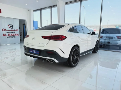 مرسيدس GLE 53 4matic coupe ابيض / احمر 2022 (خليجي)-2