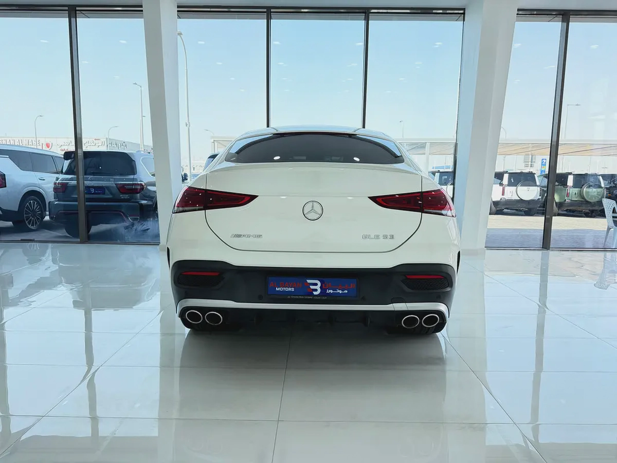 مرسيدس GLE 53 4matic coupe ابيض / احمر 2022 (خليجي)-5-5
