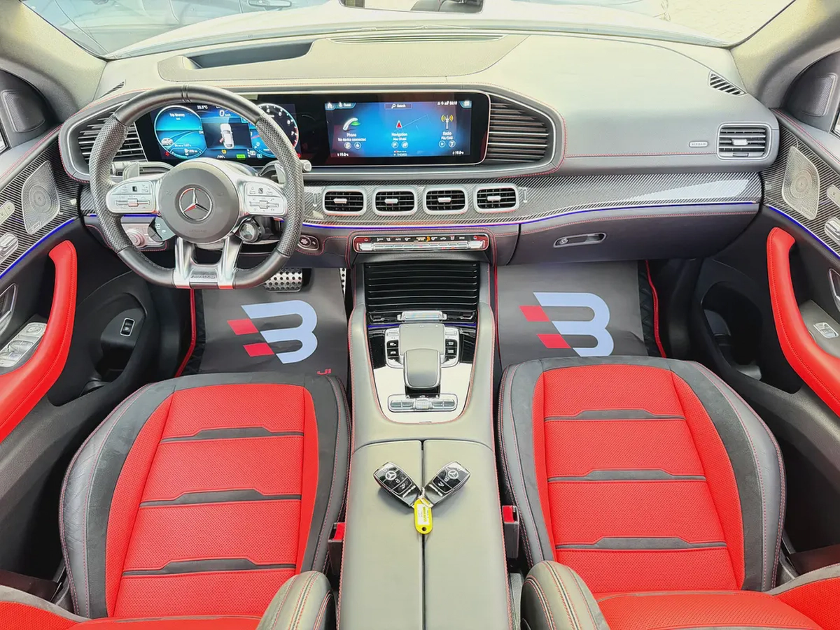 مرسيدس GLE 53 4matic coupe ابيض / احمر 2022 (خليجي)-8-8