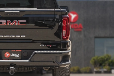 GMC Sierra 1500 2023-13