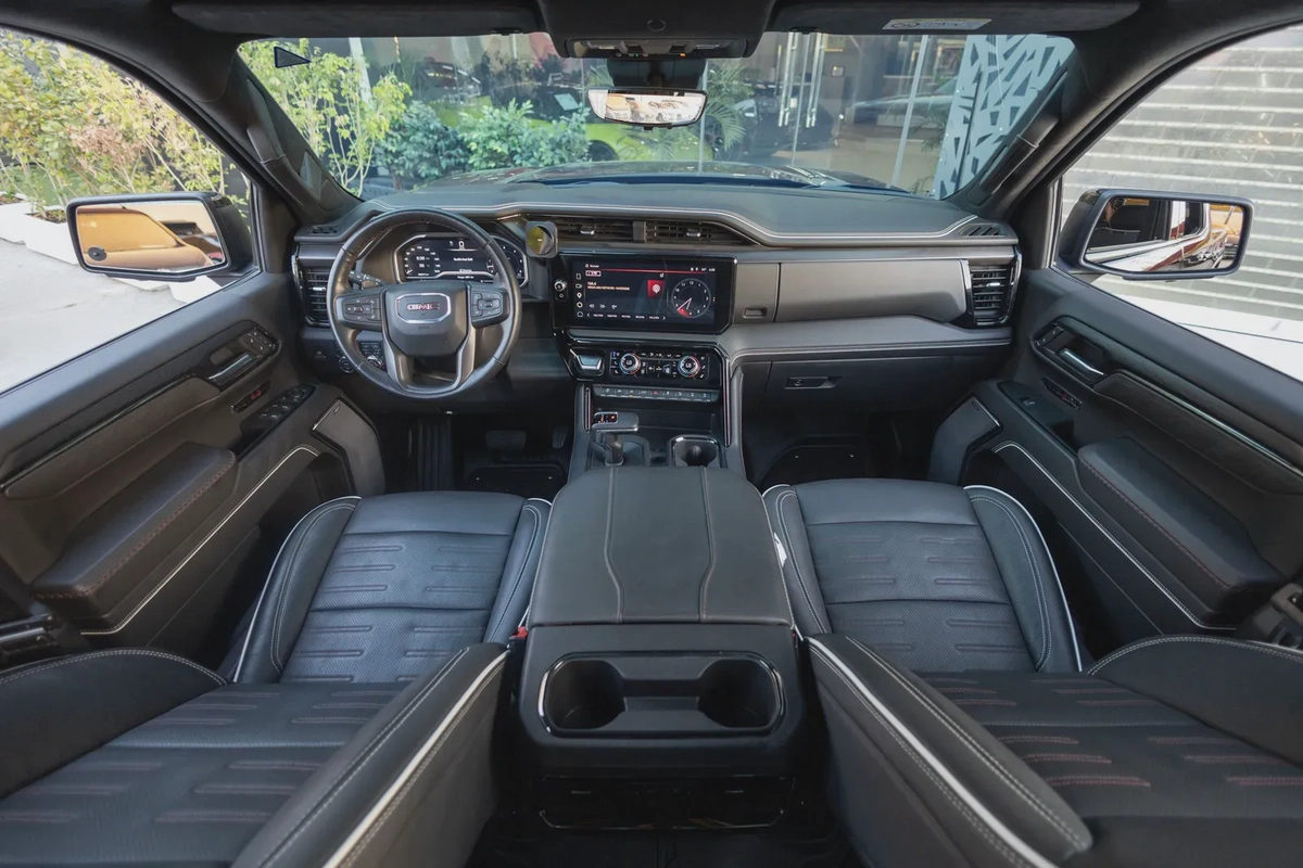 GMC Sierra 1500 2023-11-11