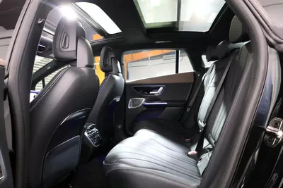 Mercedes EQE 350+ 2024 | GARGASH WARRANTY + SERVICE CONTRACT I GCC Specs |ACCIDENTS FREE-14