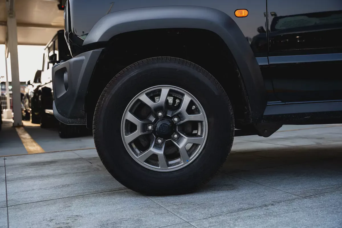 Suzuki Jimny GL AT 2026 (GCC Specs) 1.5L - Brand New 5 Doors-1-1