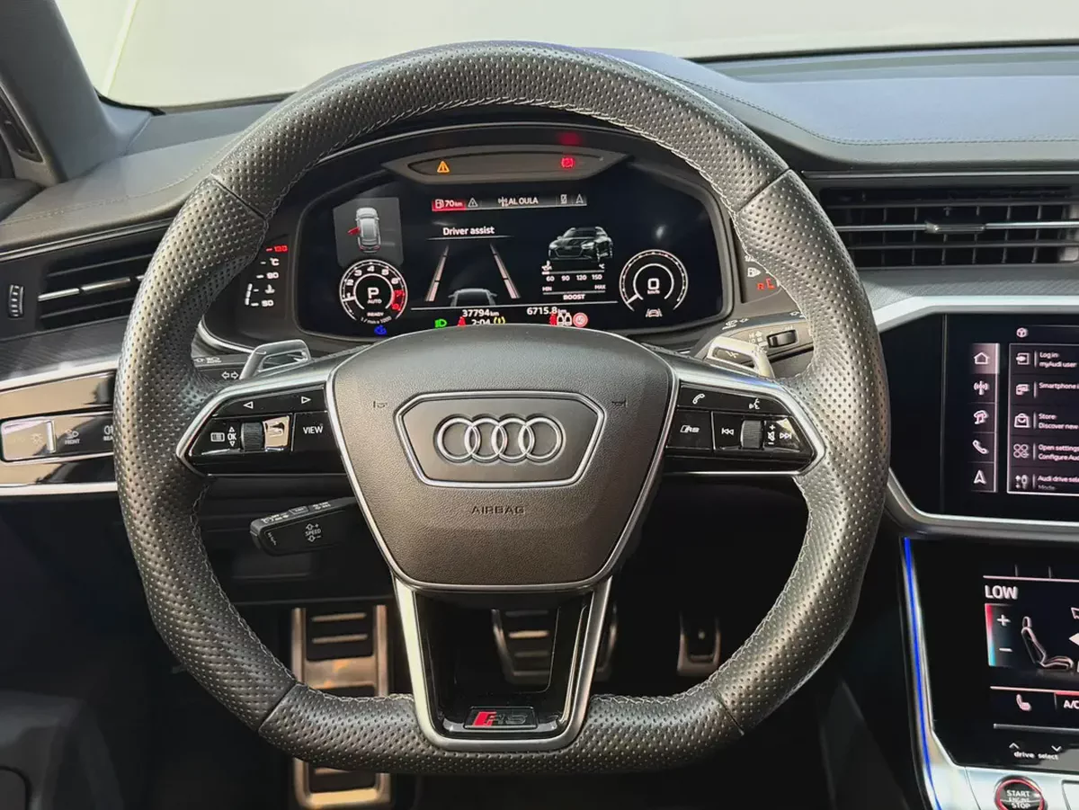 2025 - Audi RS6 - V8 No accident Very Good Condition for 377,000.00 AED-13-13
