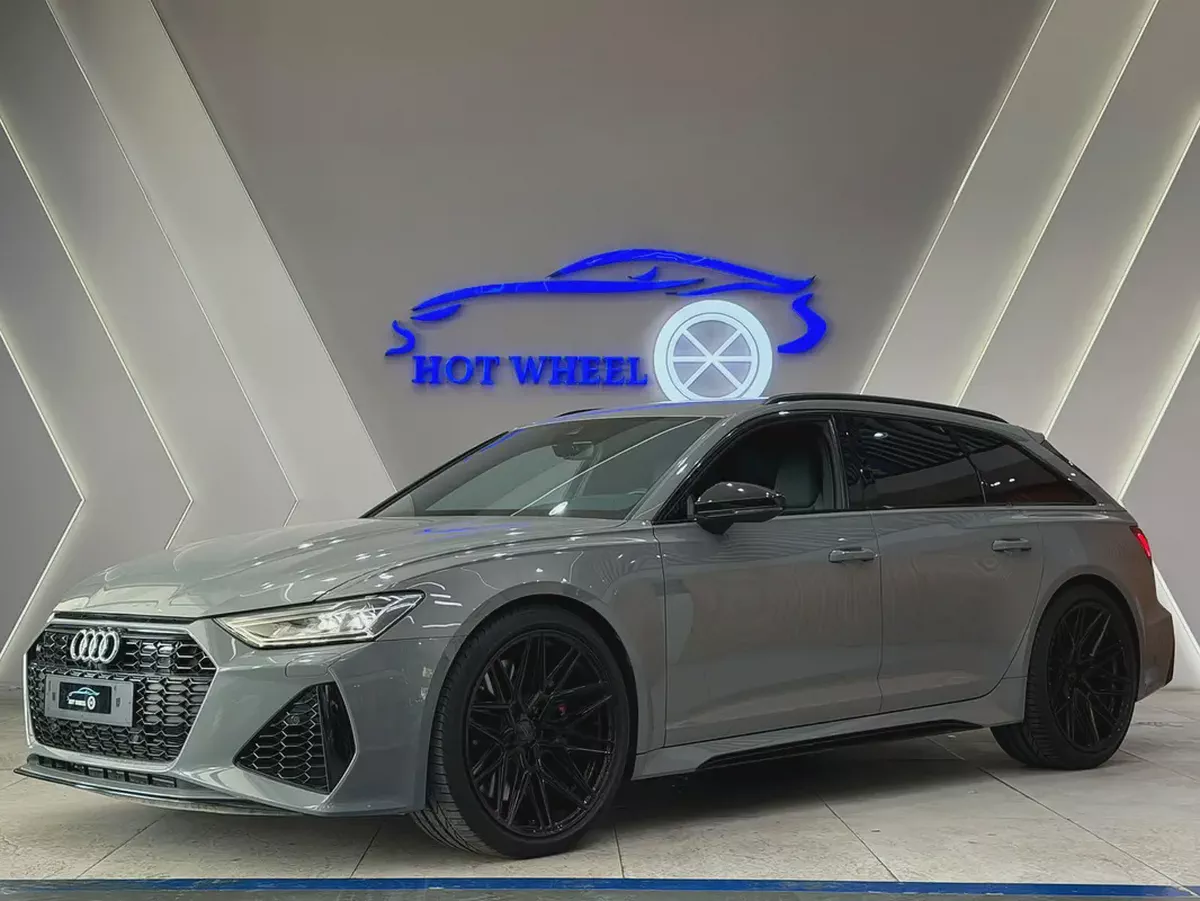 2025 - Audi RS6 - V8 No accident Very Good Condition for 377,000.00 AED