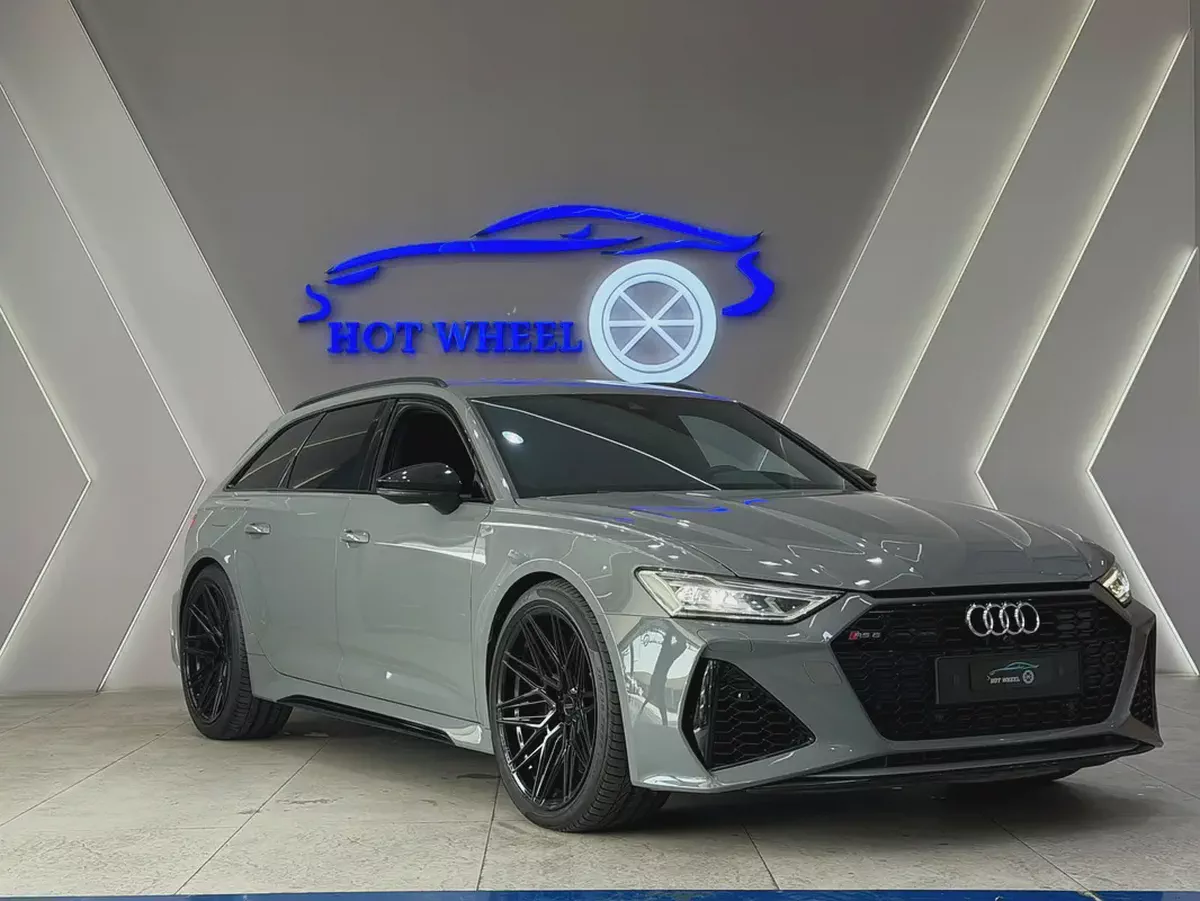 2025 - Audi RS6 - V8 No accident Very Good Condition for 377,000.00 AED-1-1