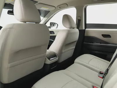 GCC Specs | LOW Mileage | 2024 | S trim-17