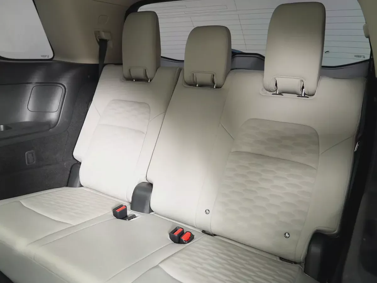 GCC Specs | LOW Mileage | 2024 | S trim-13-13