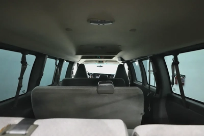 GMC Savana-11