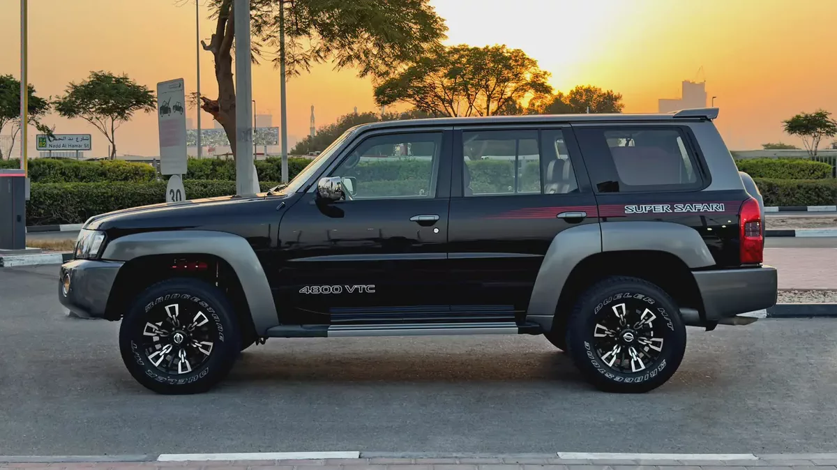 2023 Nissan Patrol Super Safari, GCC Specifications-3-3