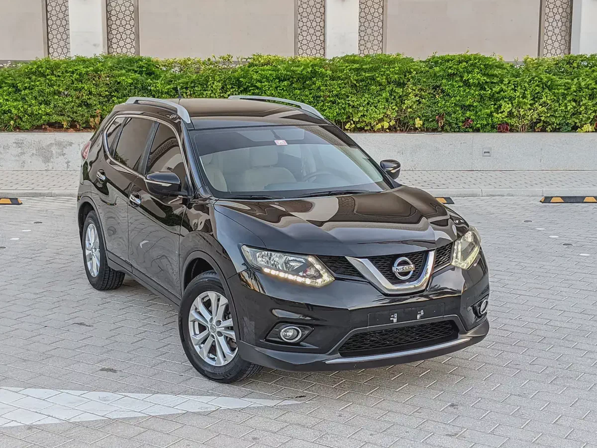 Nissan X-Trail SV 2015 GCC Specs 4WD Premium Condition Perfect Family SUV-2-2