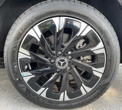 Mercedes Benz V300 Avantgarde Under Agency Warranty 2026 GCC - AED 319,000-9
