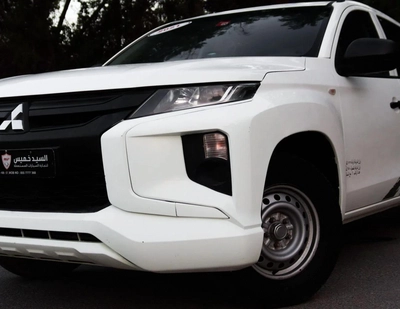Mitsubishi L200 GL Mitsubishi L200 Diesel | 2.5 L | 2021 | GCC | Accident-Free-5