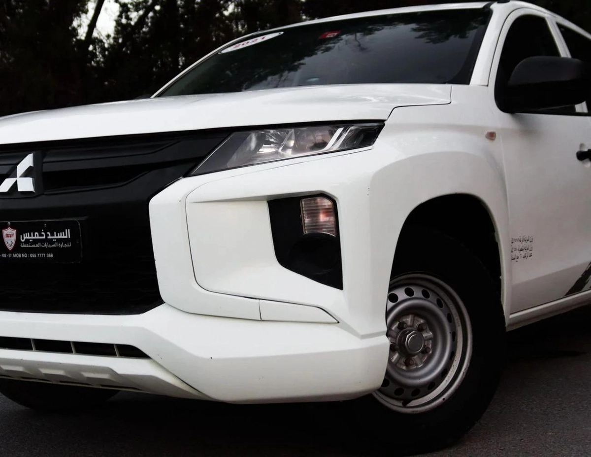 Mitsubishi L200 GL Mitsubishi L200 Diesel | 2.5 L | 2021 | GCC | Accident-Free-5-5