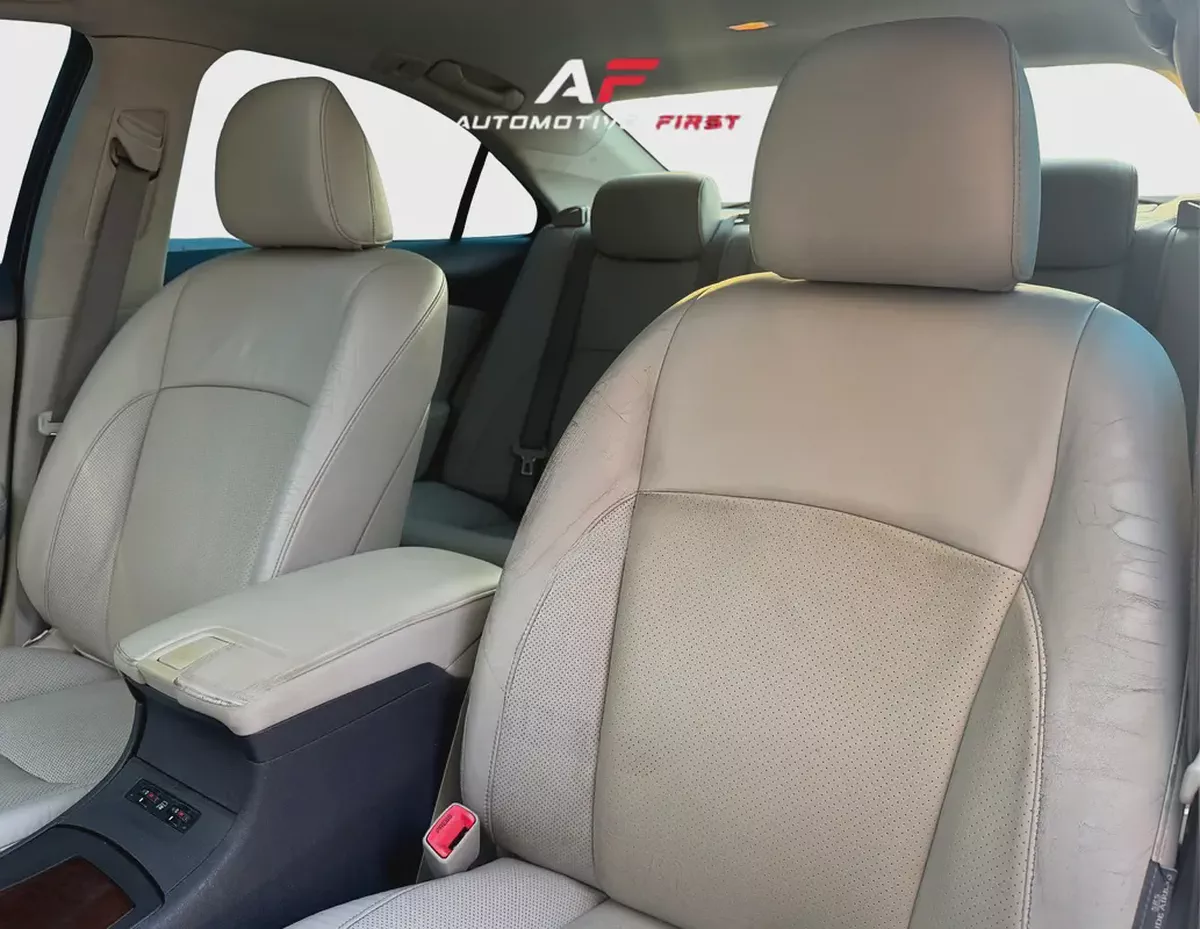 2010 Lexus ES 350 - American Specs-10-10
