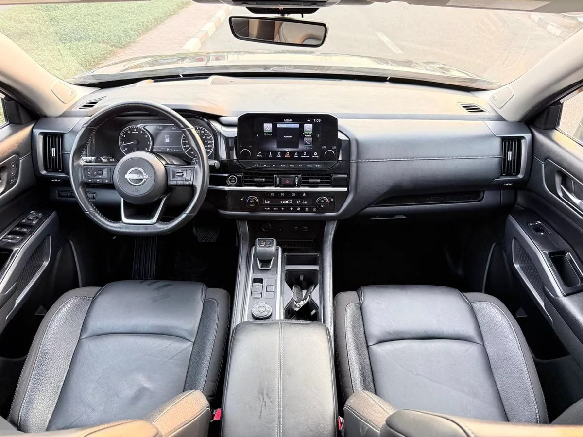 Nissan Pathfinder SL Platinum, panoramic, 360 camera-4-0