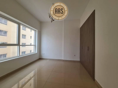 Like A Brand New Building 2Bhk 70k With Full Family Building-9