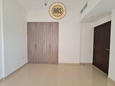 Like A Brand New Building 2Bhk 70k With Full Family Building-10