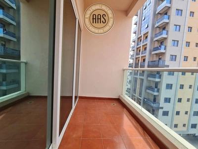 Like A Brand New Building 2Bhk 70k With Full Family Building-2