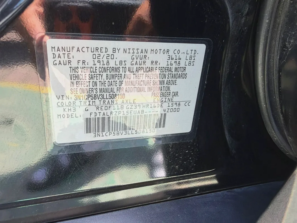 2020 Nissan Kicks SV | American Specs | Well Maintained-12-12