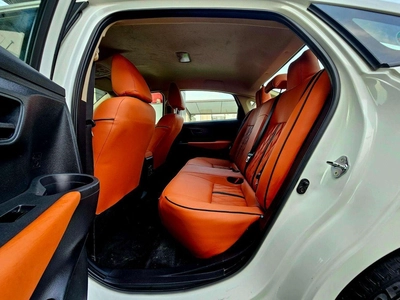 Toyota Yaris SE/ 1.5 V4 / LEATHER SEATS/ LOW MILEAGE/ SINGLE OWNER-10