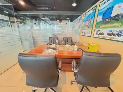 Fully Furnished Office | Prime Business Bay Location | 938 Sqft-0