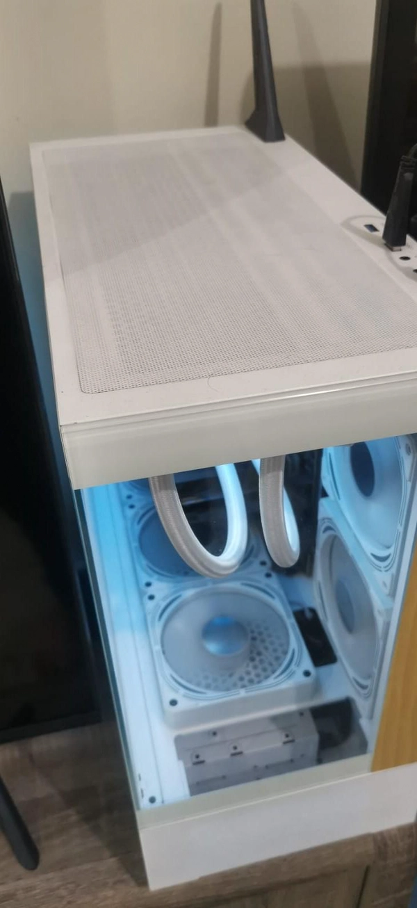 COMPUTER FOR 3D MODELING AND RENDERING AND GAMING