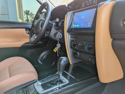 2024 Toyota Fortuner EXR V4 2.7L | GCC Specs | Accident Free |-5