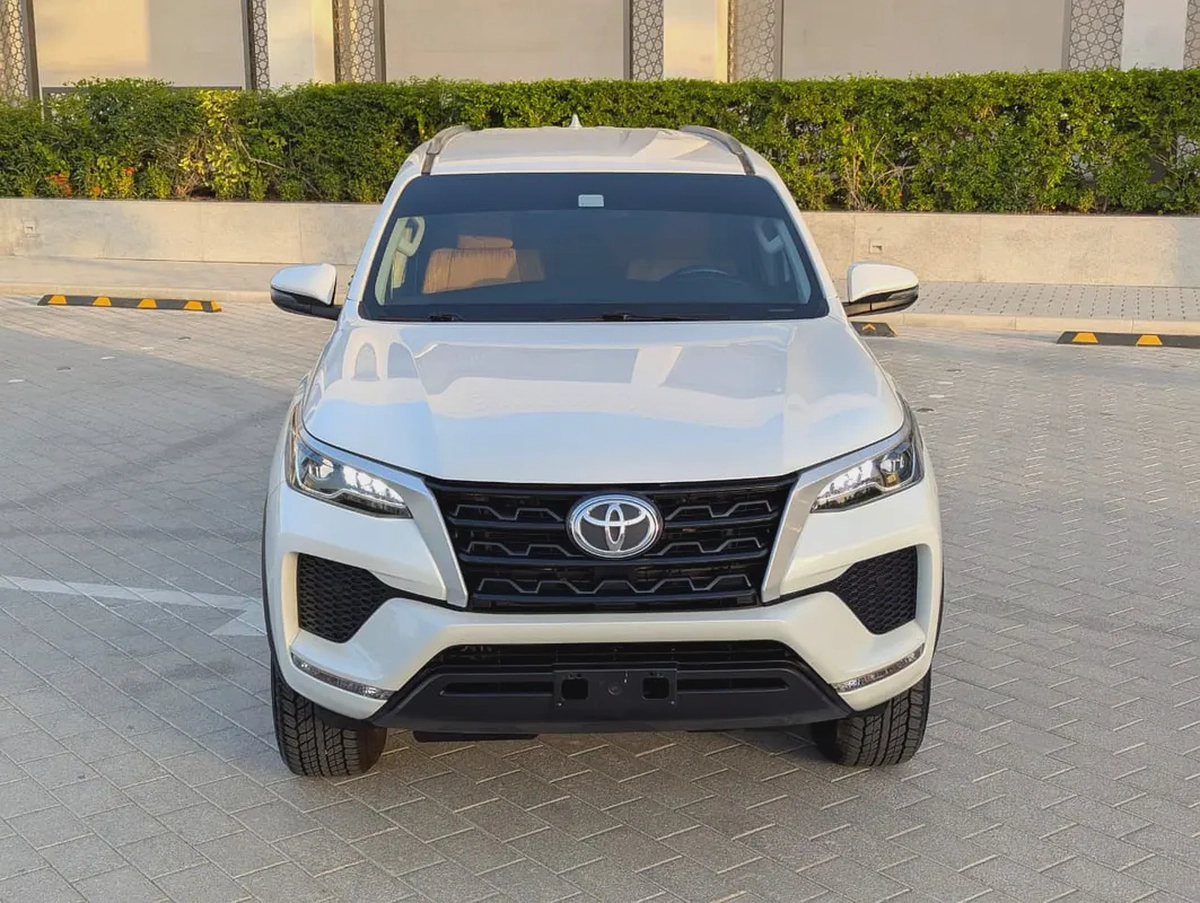 2024 Toyota Fortuner EXR V4 2.7L | GCC Specs | Accident Free |