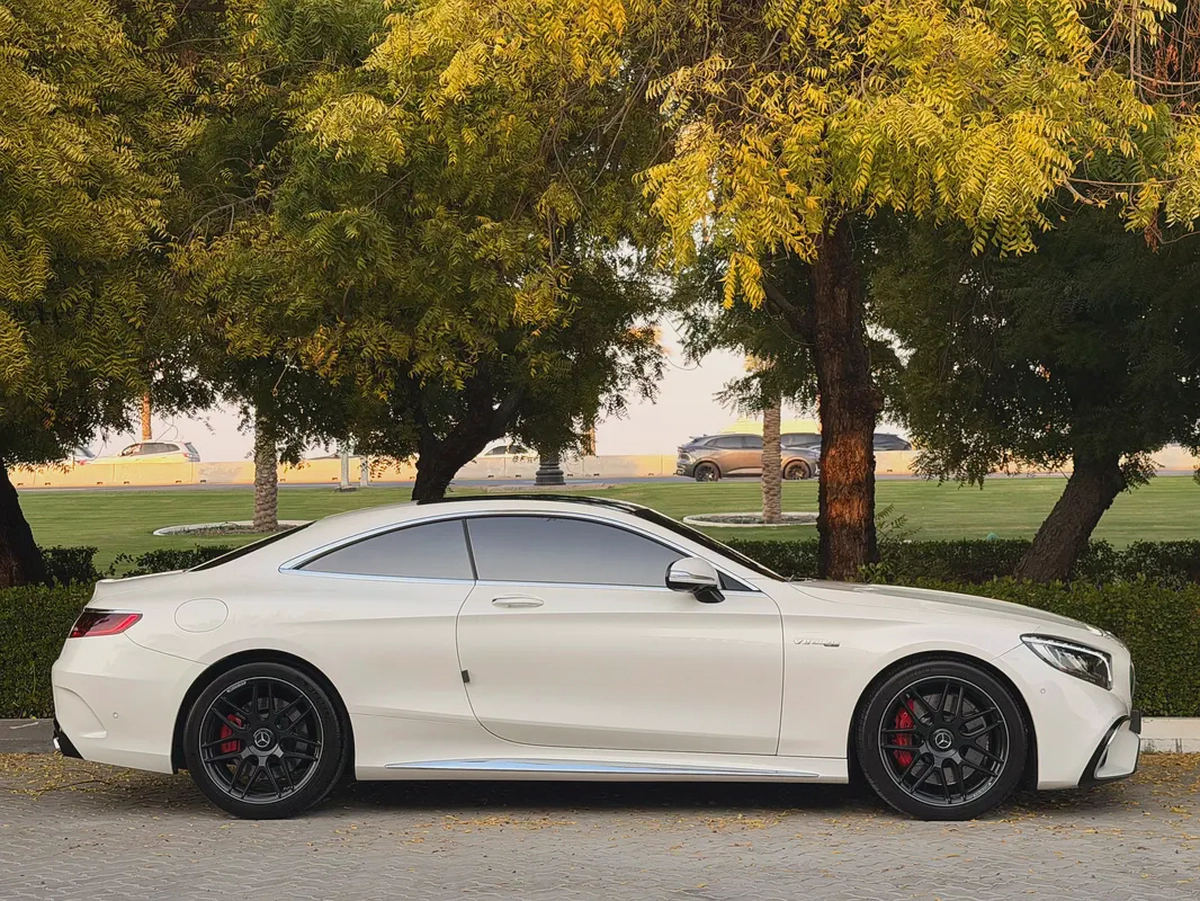 Mercedes Benz S cope 63 AMG FREE ACCIDENT UNDER WARRANTY-5-5