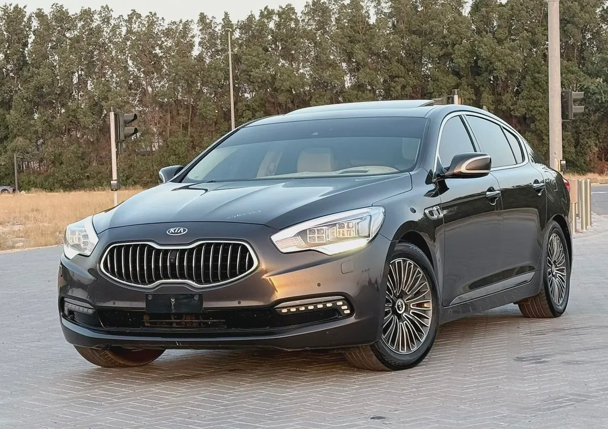 Kia Quoris 2014 TOP - GCC Specs - Luxury V6
