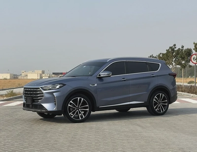 2023 Jetour X70 Plus | GCC Specs | Dark Blue / Red Leather | 25,000 km | Single Owner-4