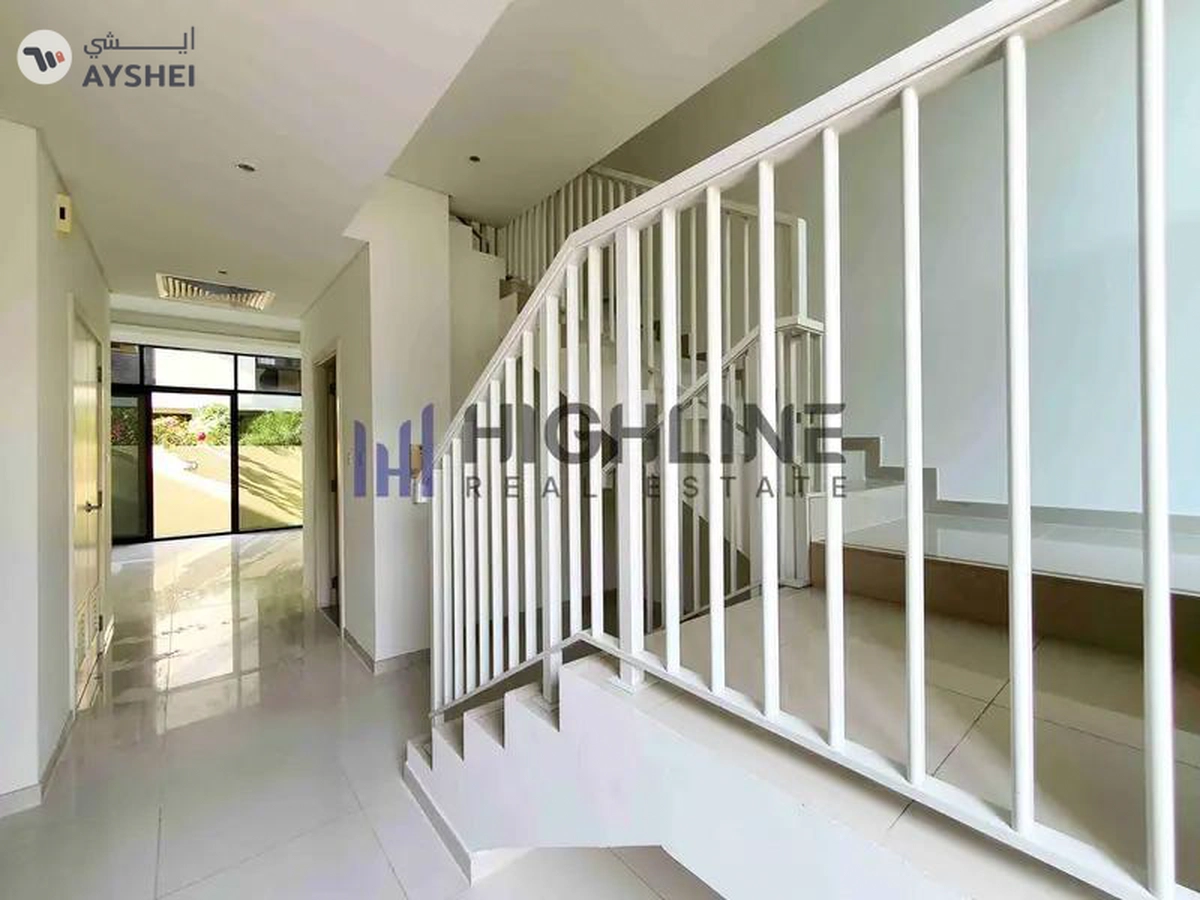 Modern 3 Bedroom Villa in Damac Hills-5-5