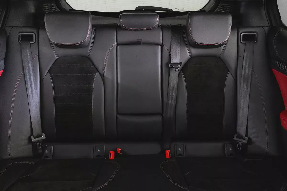 2019 Alfa Romeo Stelvio Quadrifoglio / Full Alfa Romeo Service History-12-12