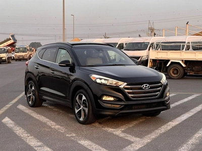Hyundai Tucson 2016  Hyundai Tucson Limited 1.6 Turbo V4 - Panoramic View - Rear Camera With Radar & Sensor AWD 4x4-0