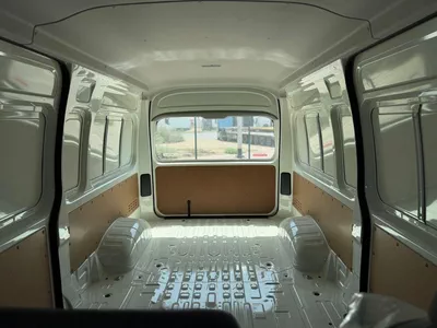 Toyota Hiace Toyota Haice 3.5L Cargo manual 2026-13