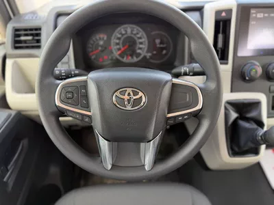 Toyota Hiace Toyota Haice 3.5L Cargo manual 2026-5