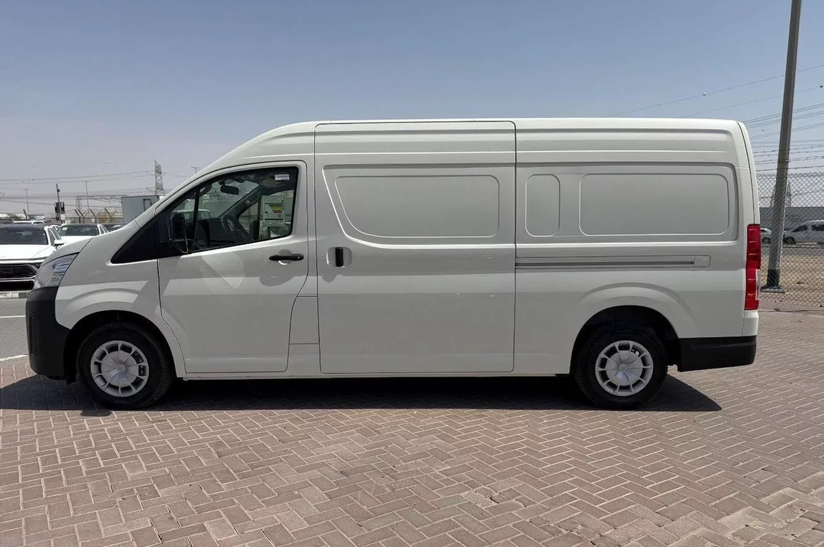Toyota Hiace Toyota Haice 3.5L Cargo manual 2026-15-0