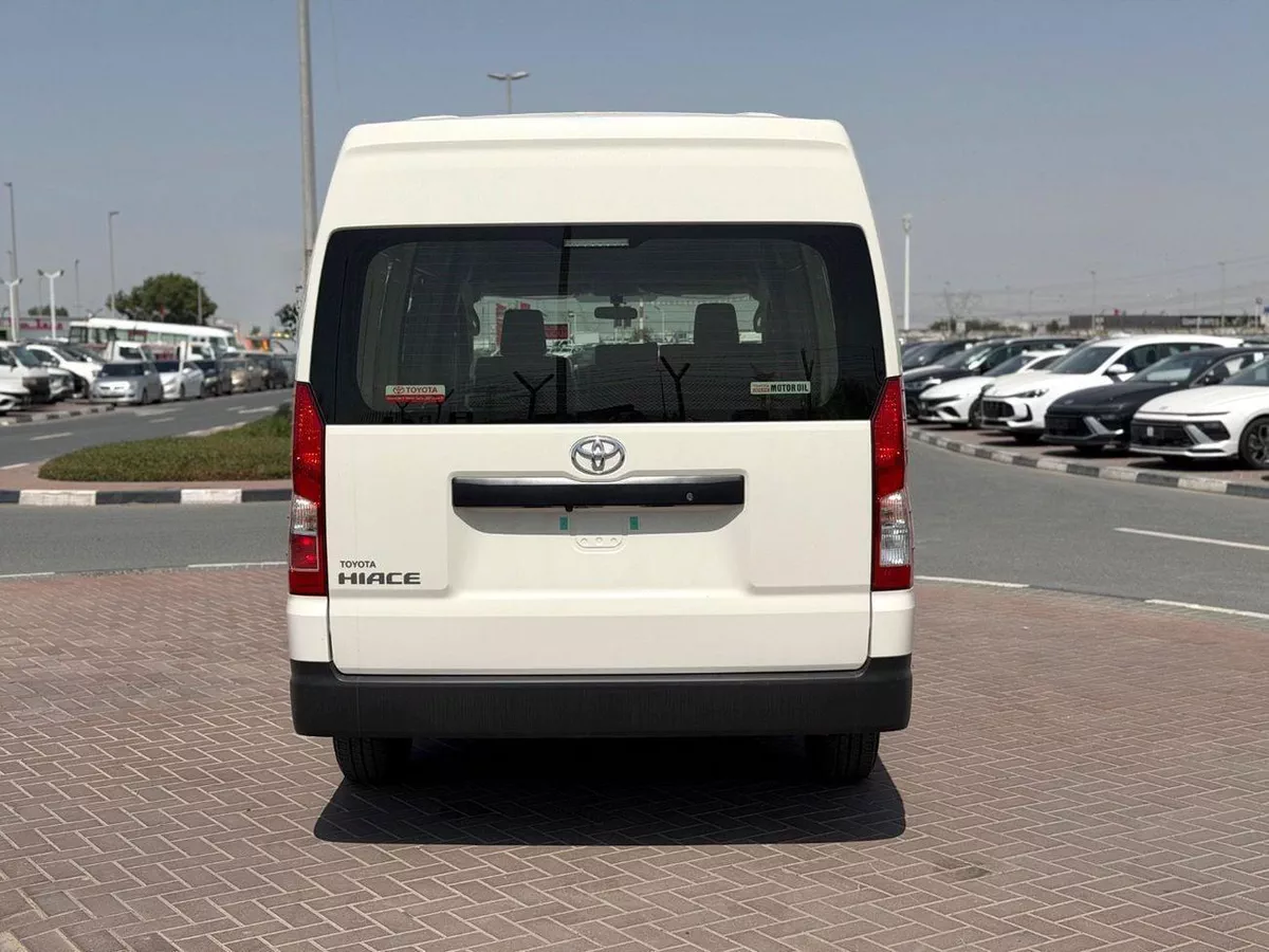 Toyota Hiace Toyota Haice 3.5L Cargo manual 2026-16-0