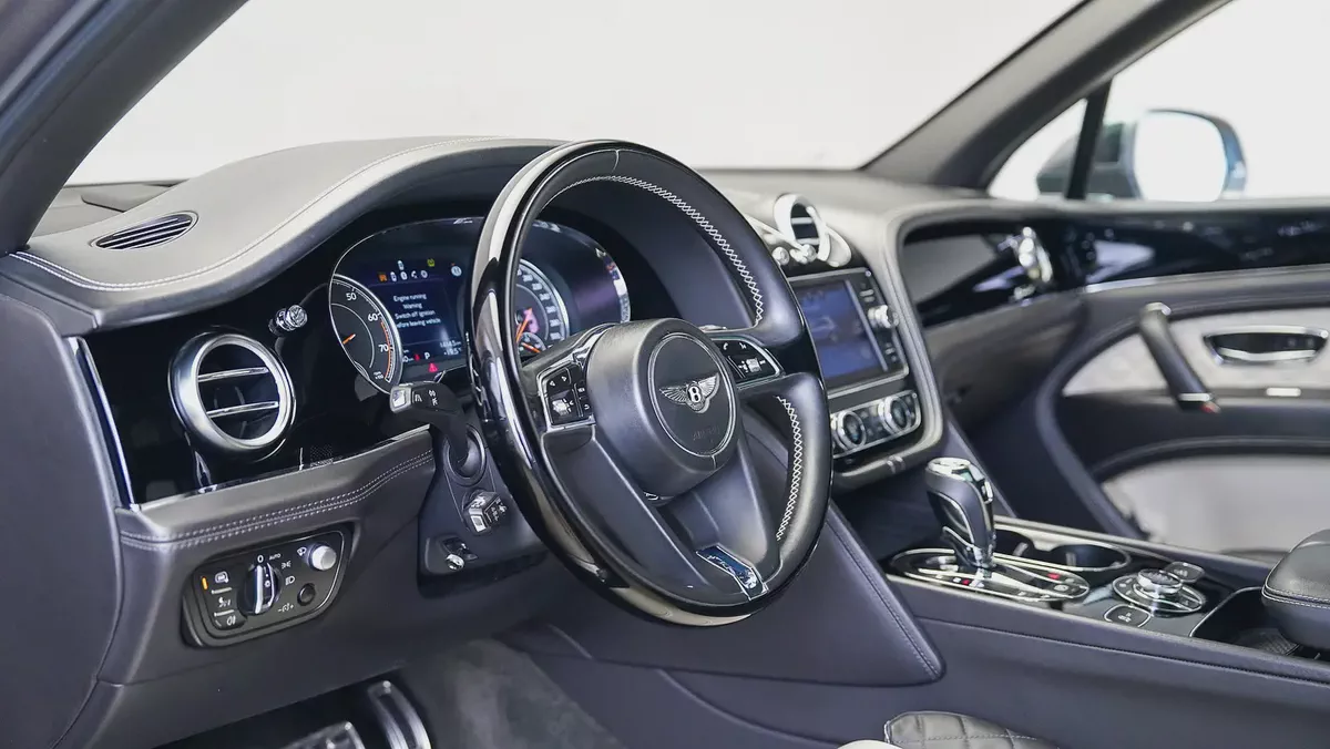 UAEs Very Best Example | AED 5,892 Per Month |  W12 Speed Carbon-3-3