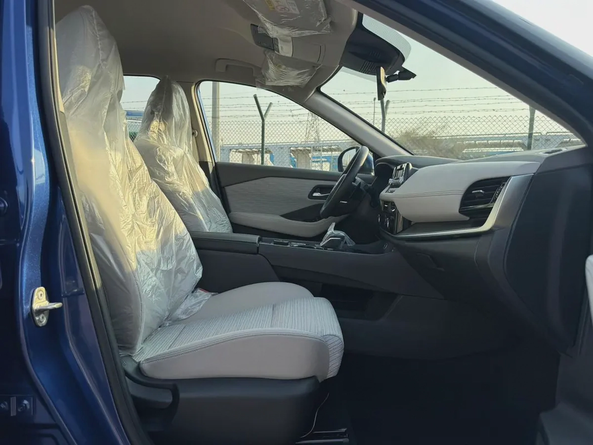 Nissan X-Trail 2024 S | GCC Specs | Brand New-9-9