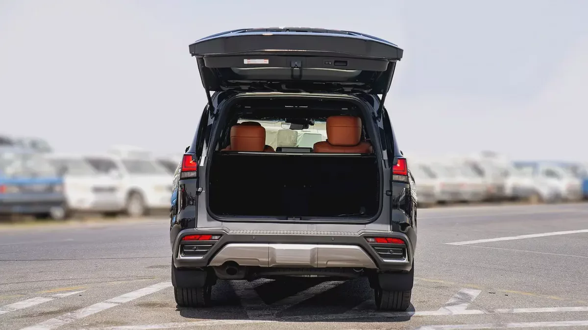Lexus LX 600 VIP 2026 GCC Specs - Brand New-9-9