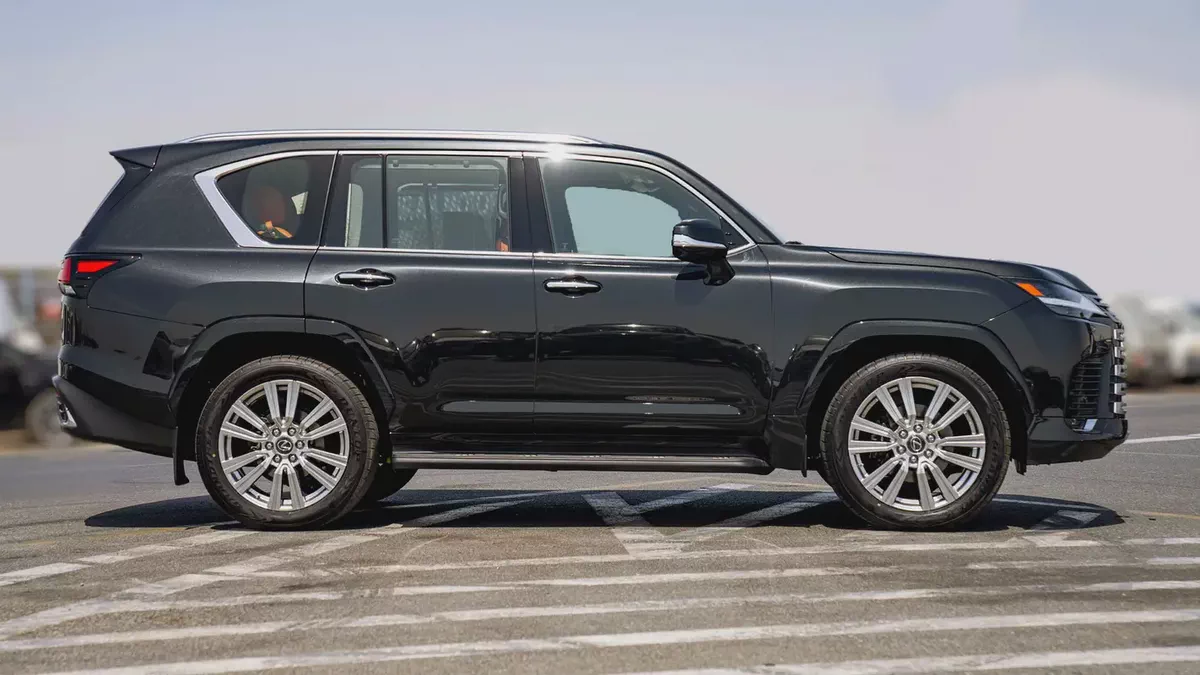 Lexus LX 600 VIP 2026 GCC Specs - Brand New-3-3