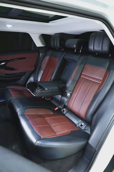 Land Rover Range Rover Evoque HSE Dynamic-8