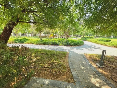 Unfurnished 3BR Villa With Maids In Quite Location-0