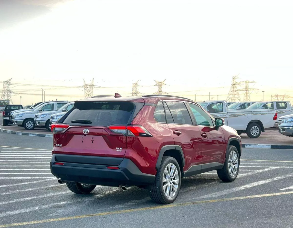 Toyota RAV4 XLE 2025 Toyota Rav4 Full Option 2.5L V4 - Rear Camera - Leather Seat - AWD 4x4 - Push Start - Low-7-0